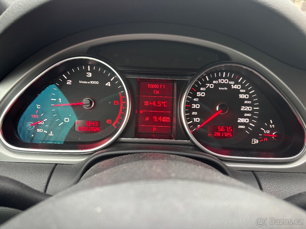 Prodám Audi Q7 3.0 tdi - 5