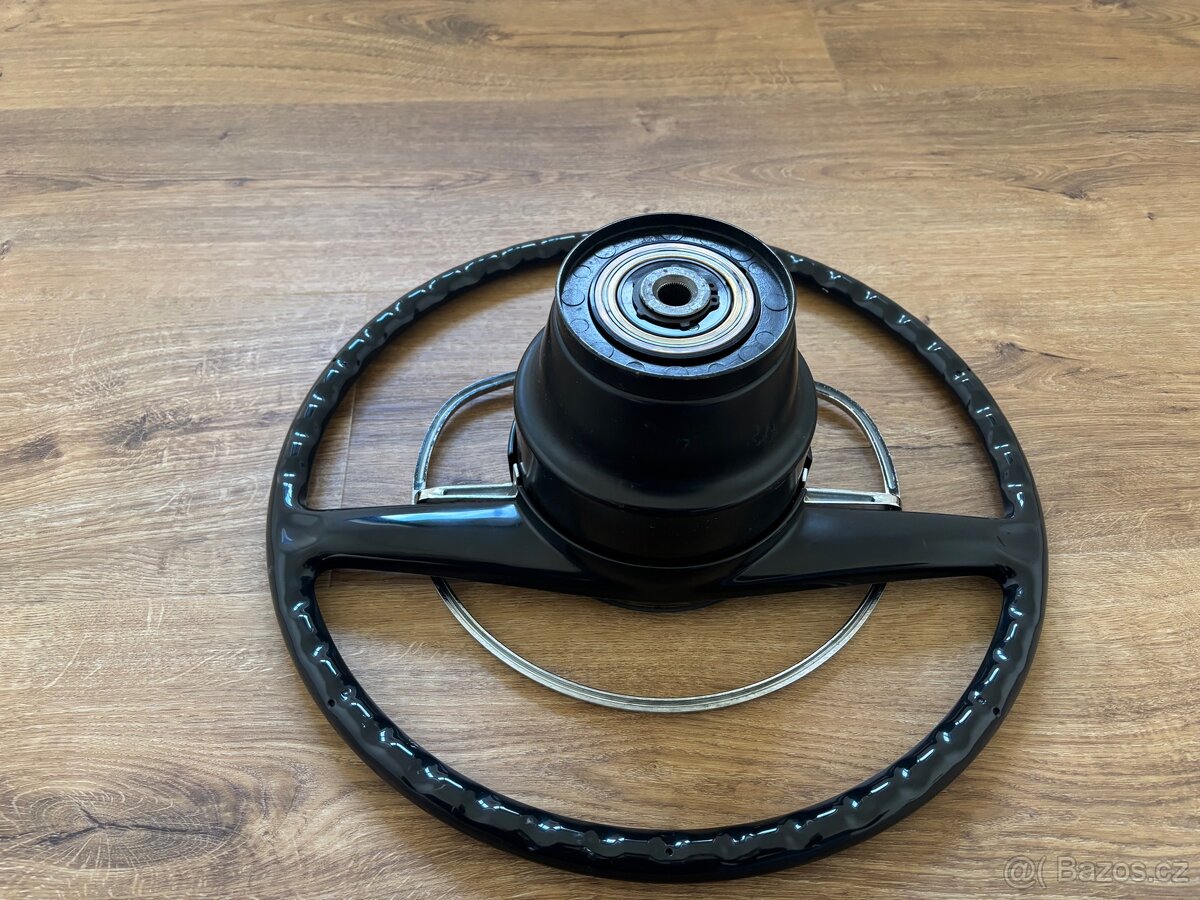 Volant Mercedes w114 - 5