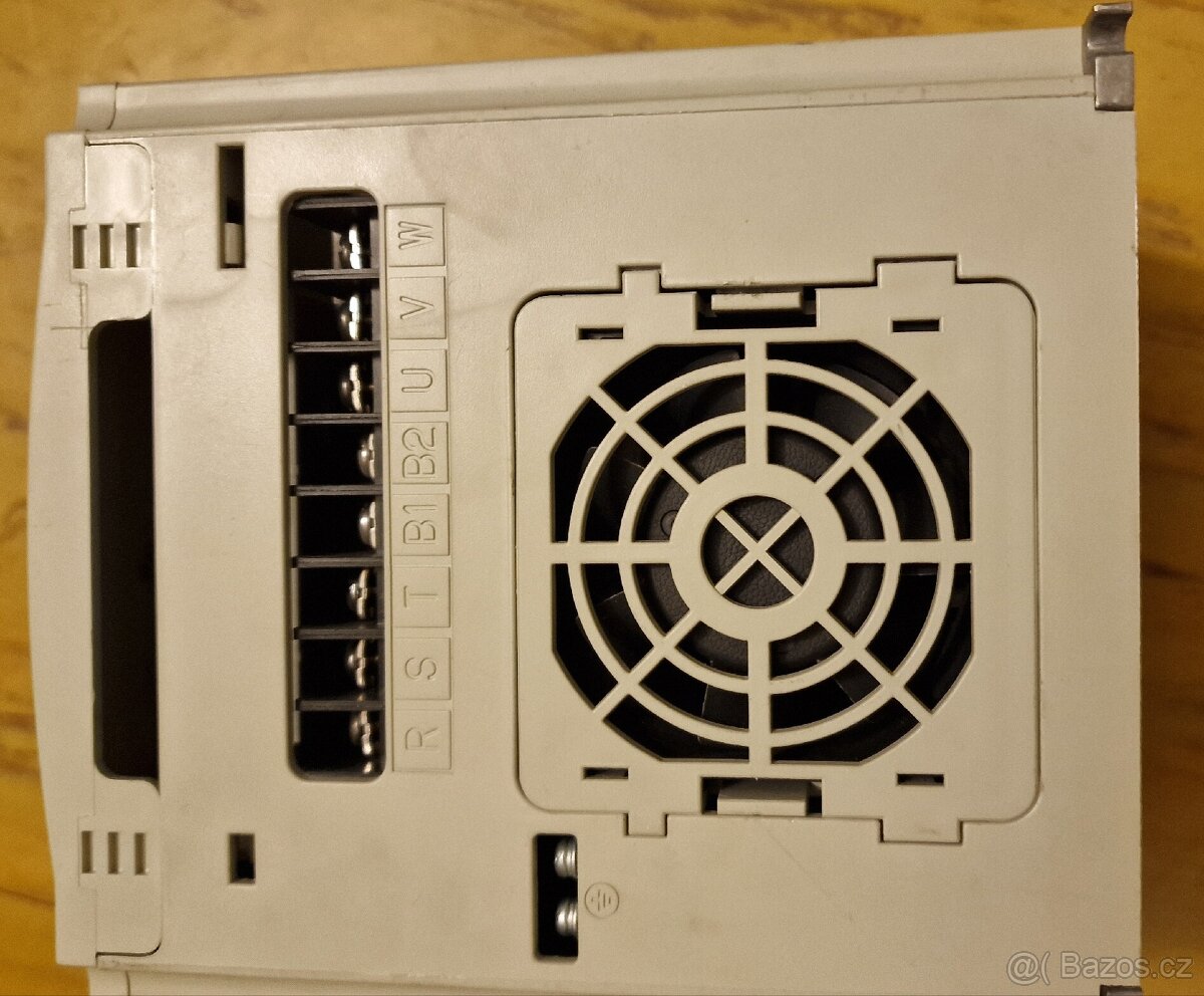 Frekvenční měnič 2,2kw 3x380V - 5