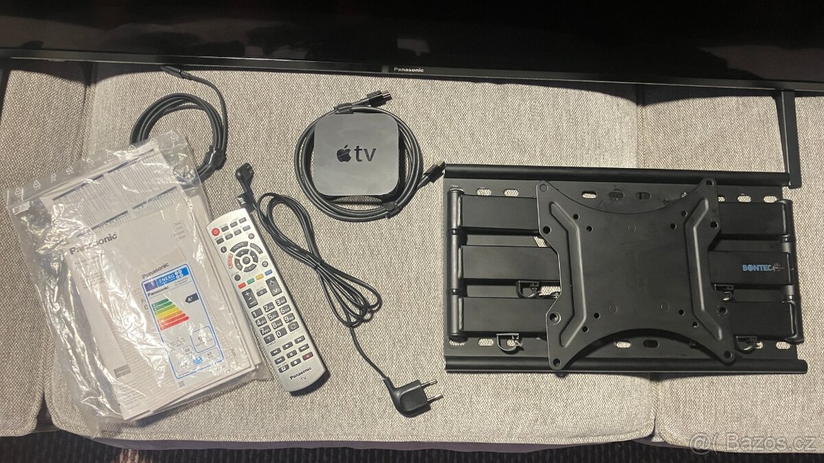 Panasonic TX-49HX940E 100Hz + AppleTV+držák na zeď - 5
