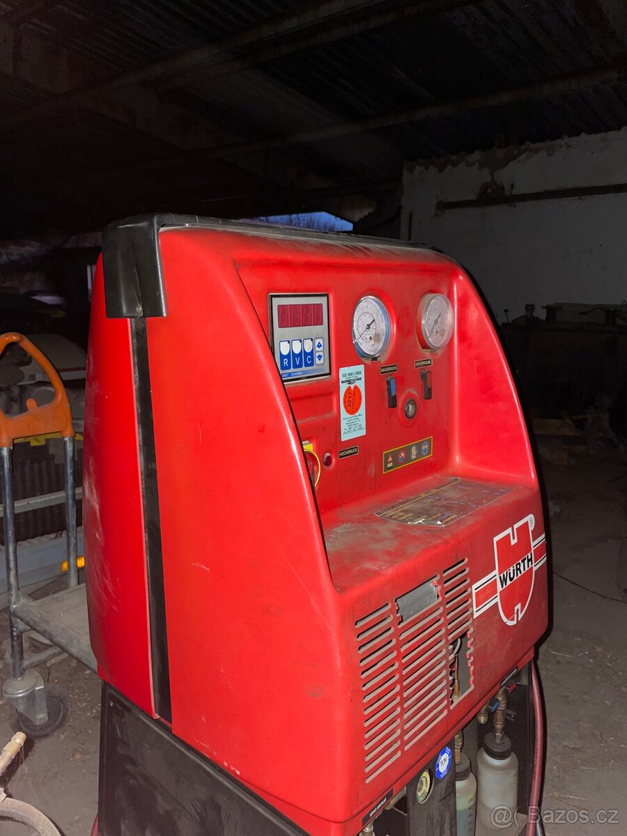 Plnička klimatizací - 5