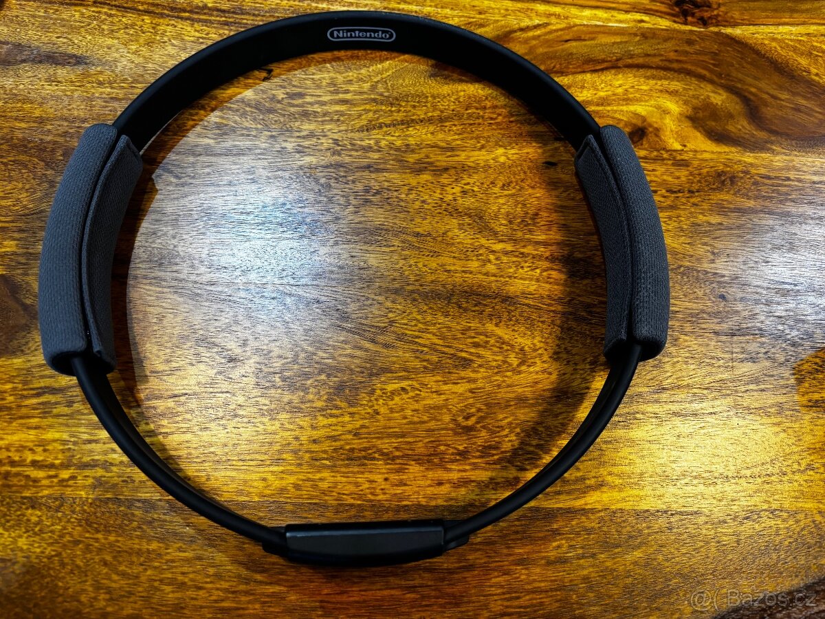Nintendo SWITCH OLED + RING FIT - 5