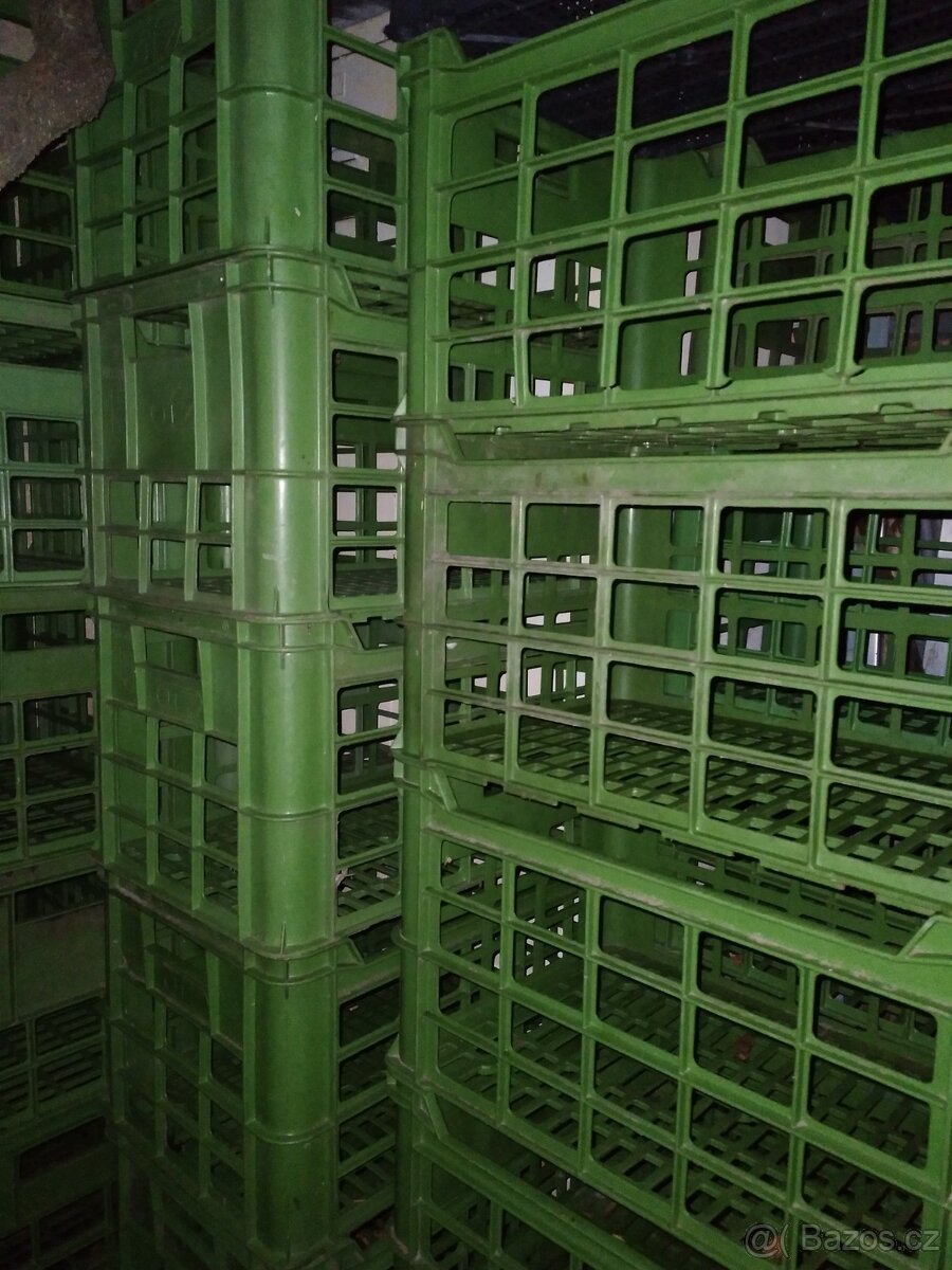 Plastové přepravky zelené 600x400x320mm - 5