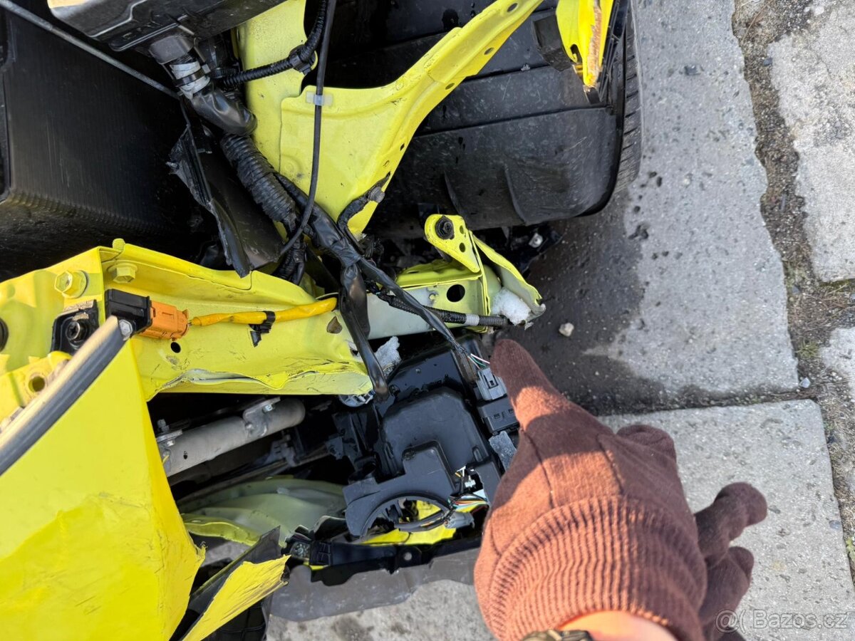 Suzuki swift 1.4 sport Boosterjet 2021 pojizdne - 5