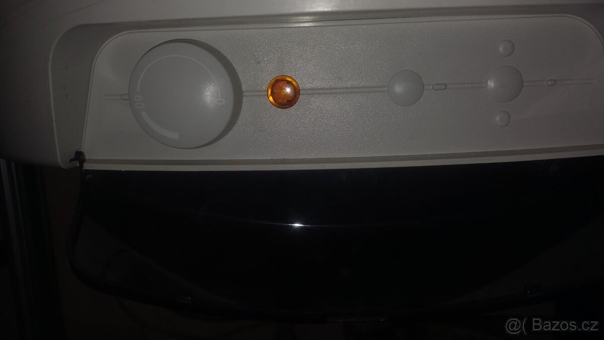 Prodám komplet plynová kamna,bojler a termostat - 5