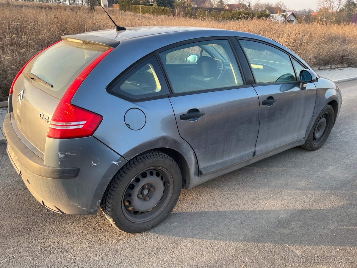 Citroen C4 2005 1.6i - 5