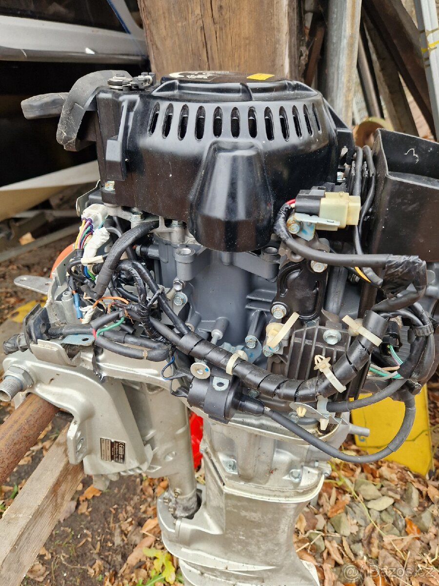 Prodám lodní motor. - 5