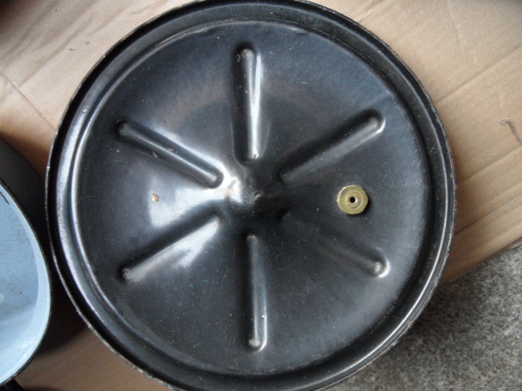 Starý smaltovaný tlakový hrnec - 5