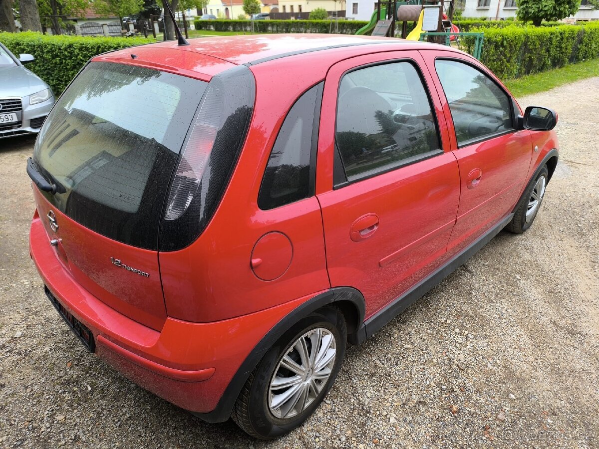 OPEL CORSA 1,2i TWINPORT 50 000 Km - 5