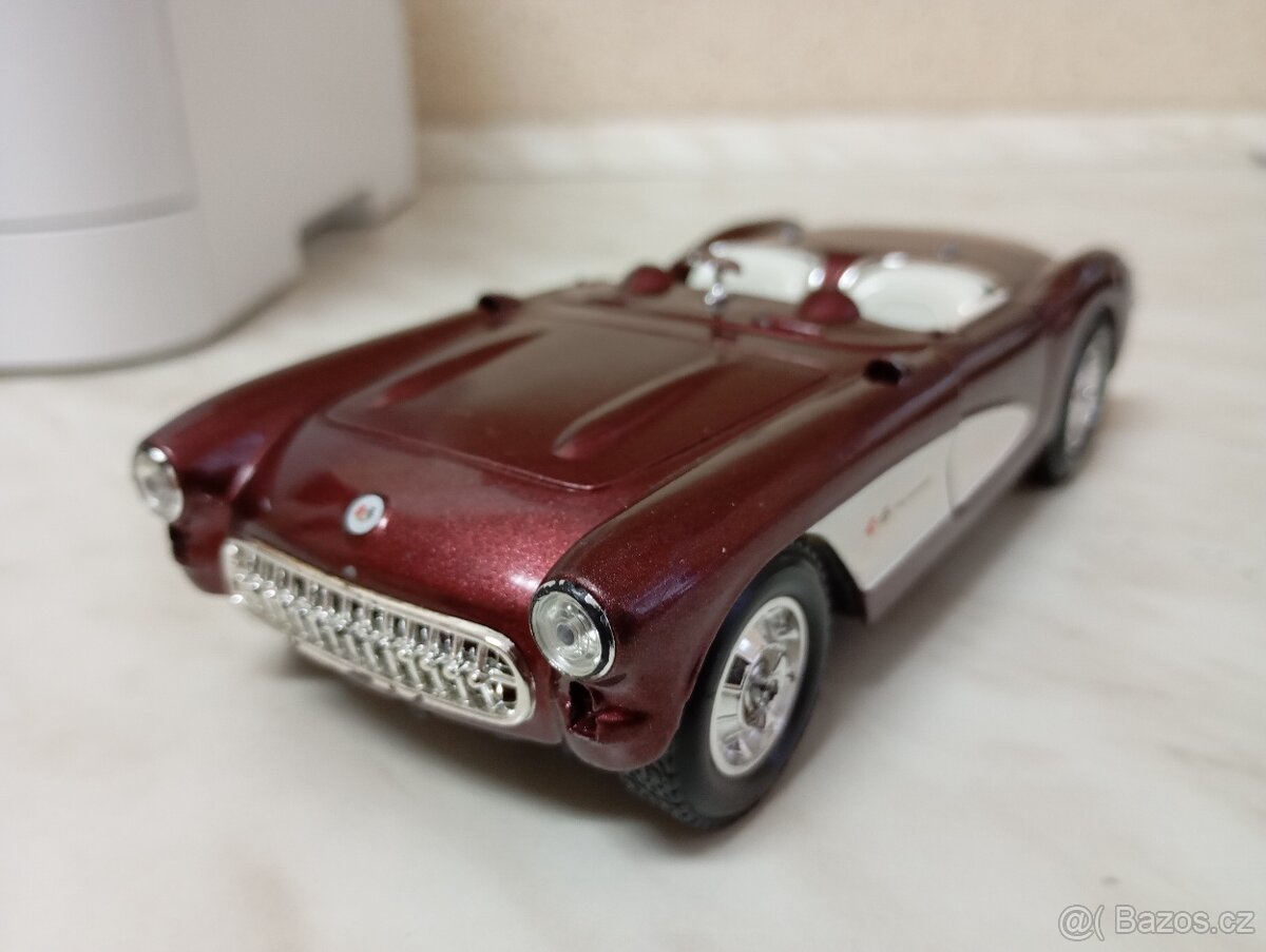 Autíčko chevrolet corvette - model - 5