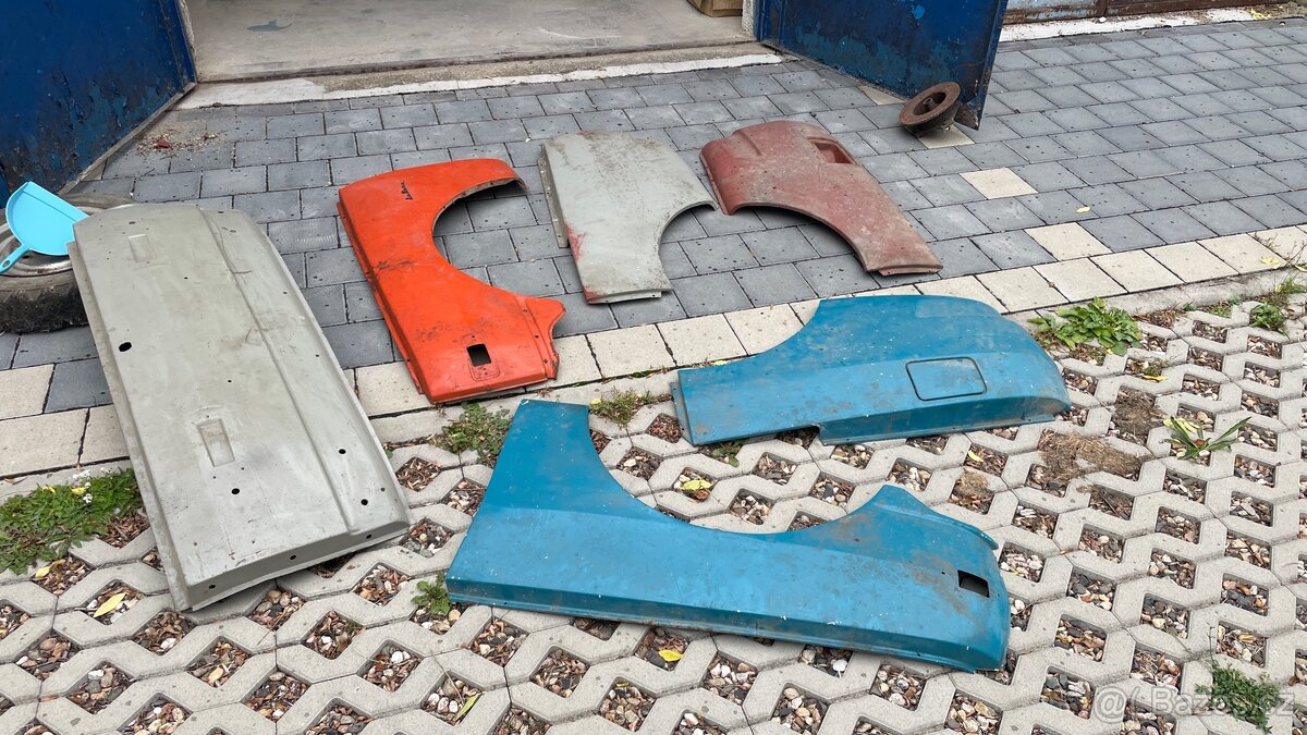 Prodám karosařinu na Wartburg 353 - 5