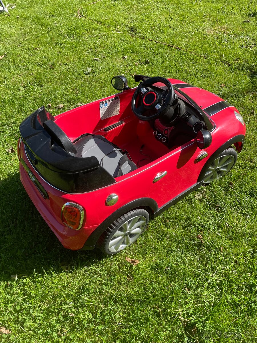Dětské elektrické autíčko - 5