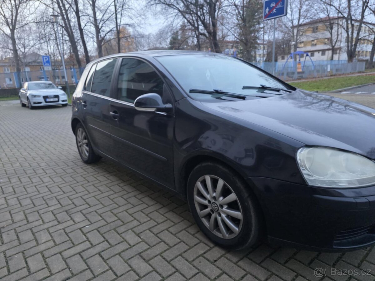 Volkswagen Golf 1.9 TDI-77Kw - 5
