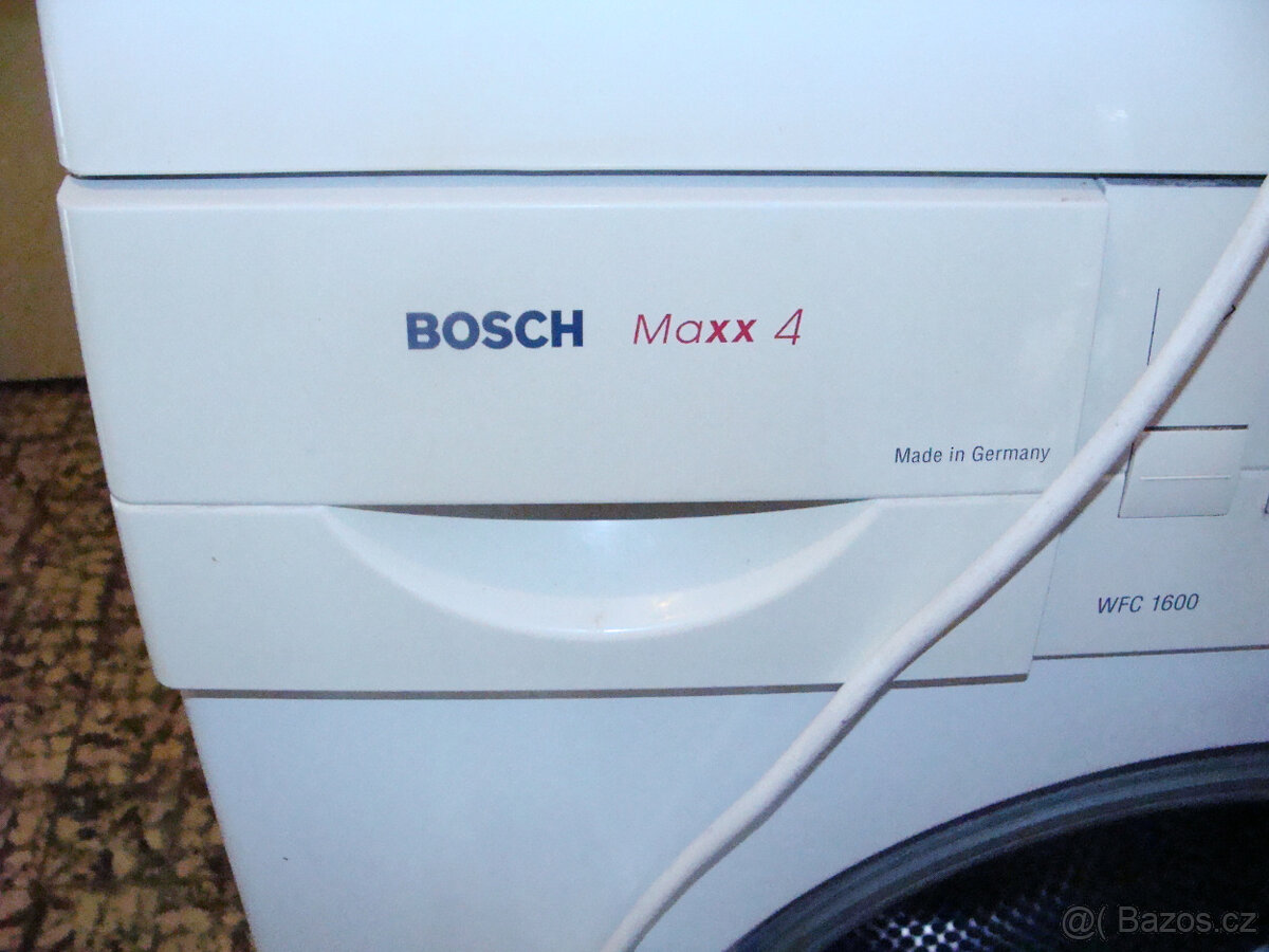 Pračka BOSCH Maxx 4 - úzká. Starší, ale pere bez problému - 5