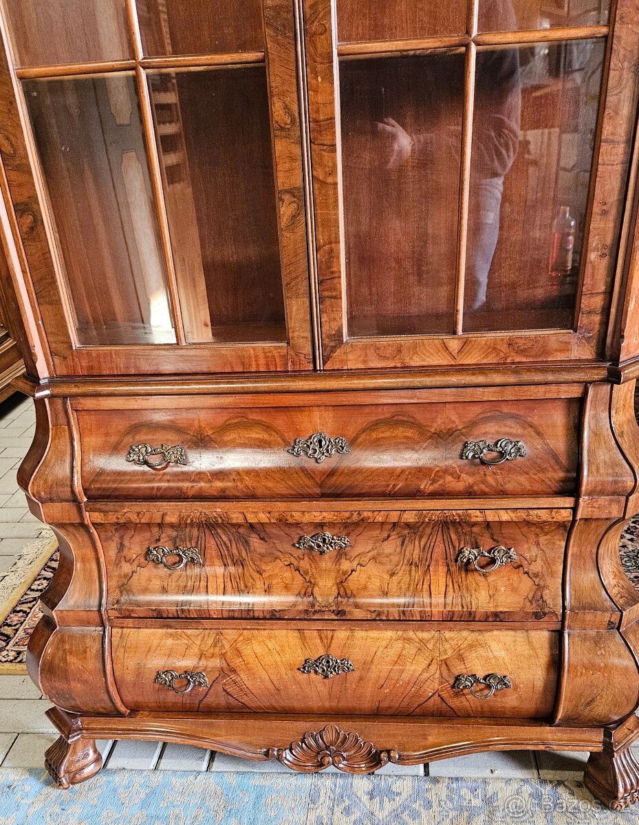 Luxusní vitrína v barokním stylu - břichatka - kořenice - 5