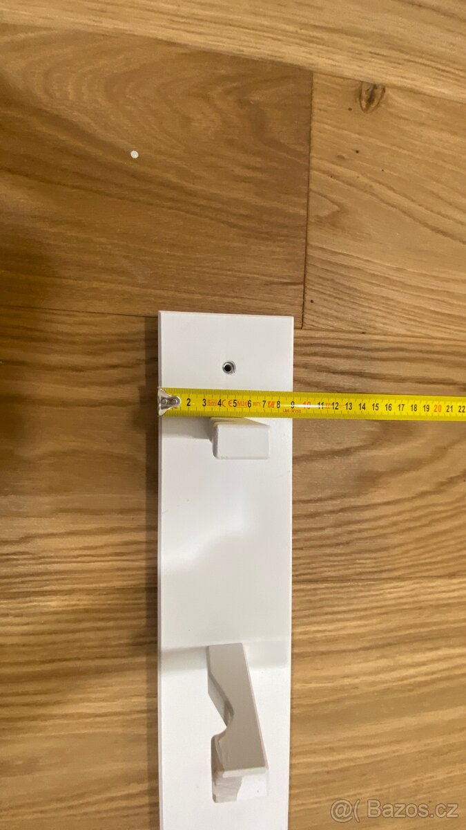 Věšák na oblečení - 5