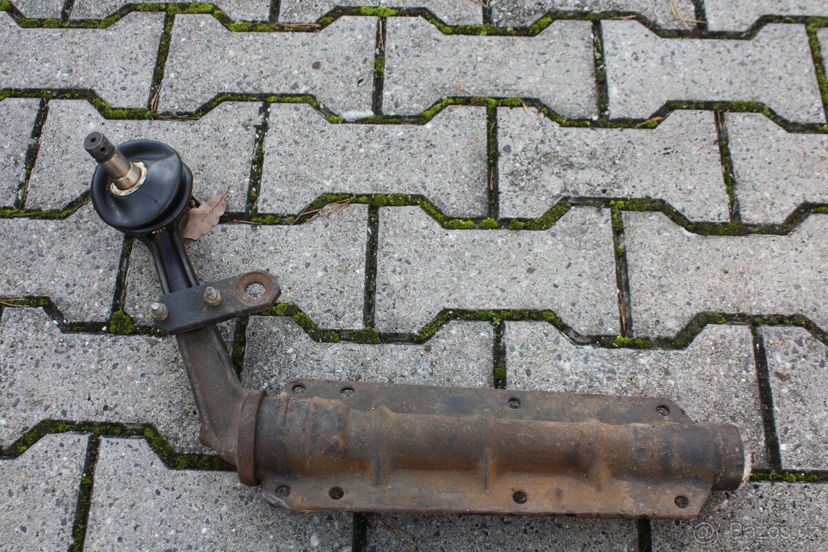 Tatra 603 - kliková ramena + přední tlumiče - 5