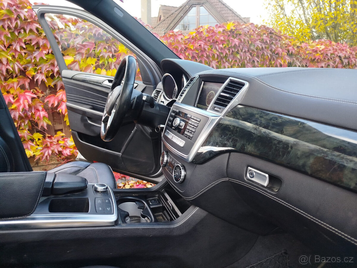 Mercedes-Benz ML 350 CDI AMG V6 4MATIC (2014) – Luxusní SUV - 5