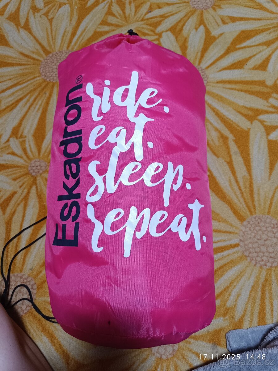 Více věcí, Eskadron sety, zvony, odpocky, ohlávky, Equiline - 5