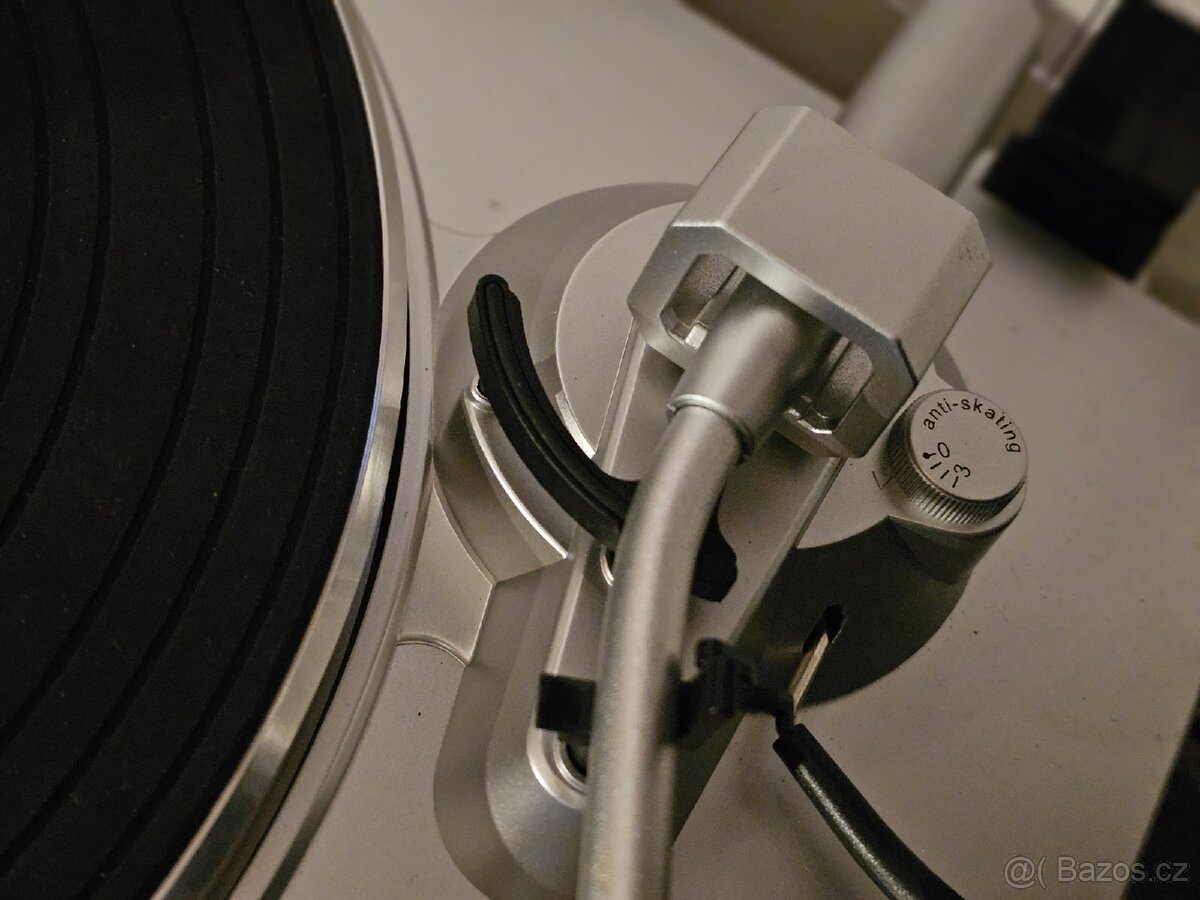 Premiový gramofon s Bluetooth designed in UK - 5