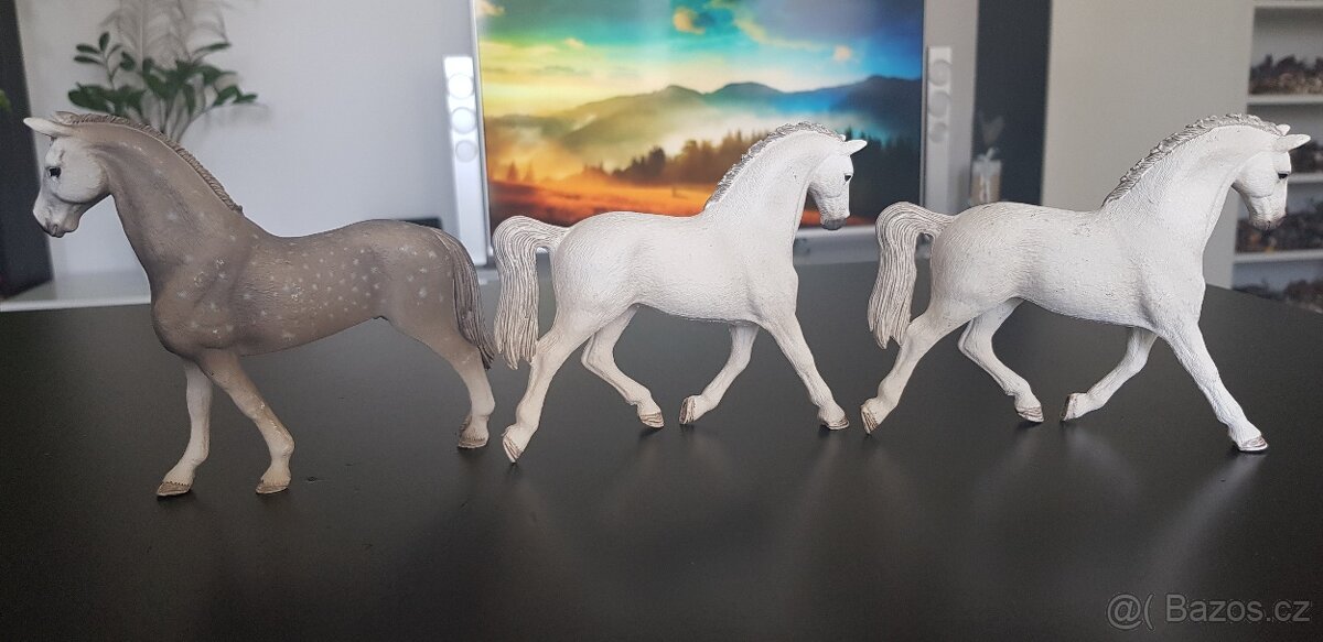 Schleich koně schwarzwaldský kůň, holštýnský kůň - 5
