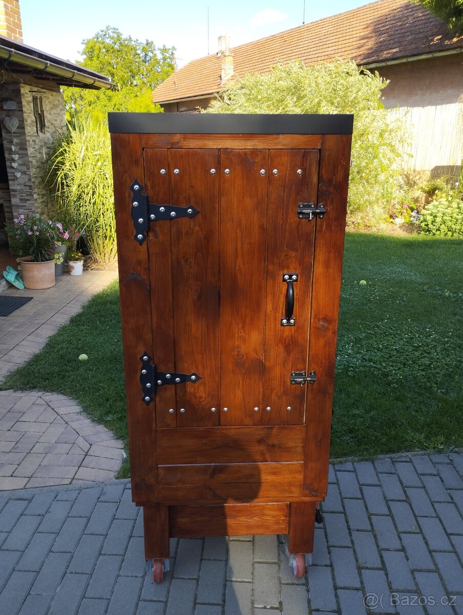 Udírna zateplená... dvouplášťová - 5