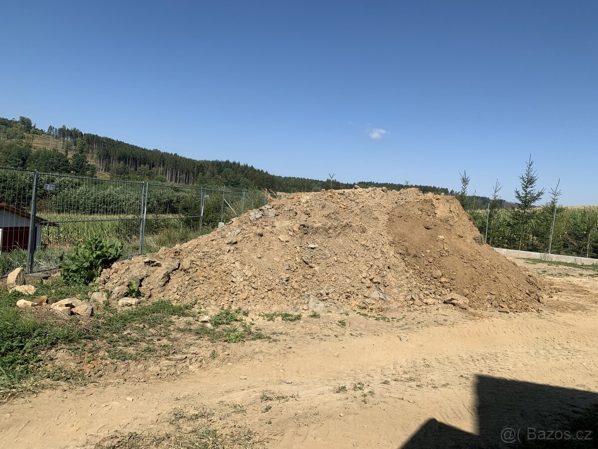 Zemina za odvoz,Cca 50 m3 - 5