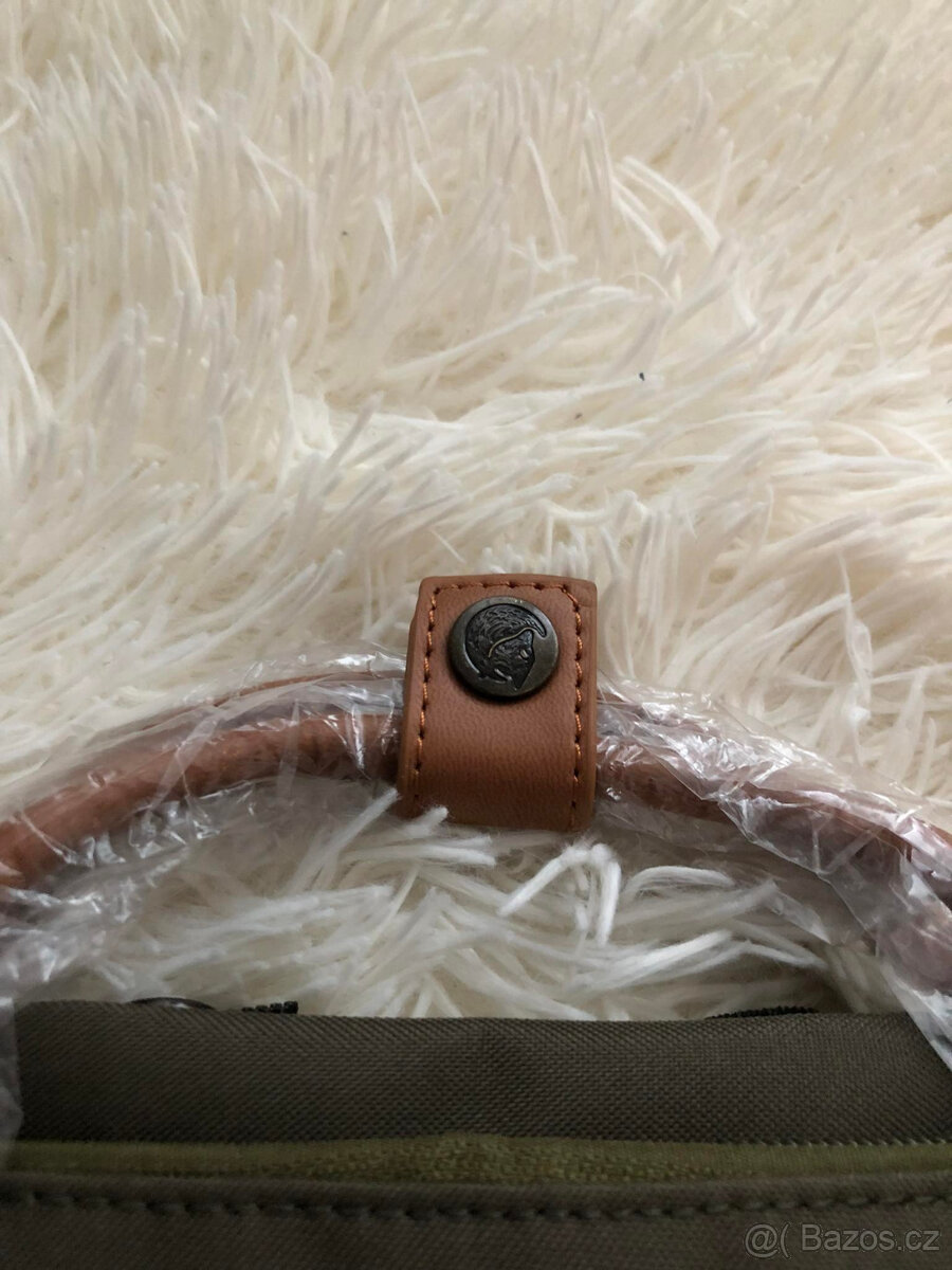 Nový batoh Fjällräven Kanken military s hnědými prvky - 5