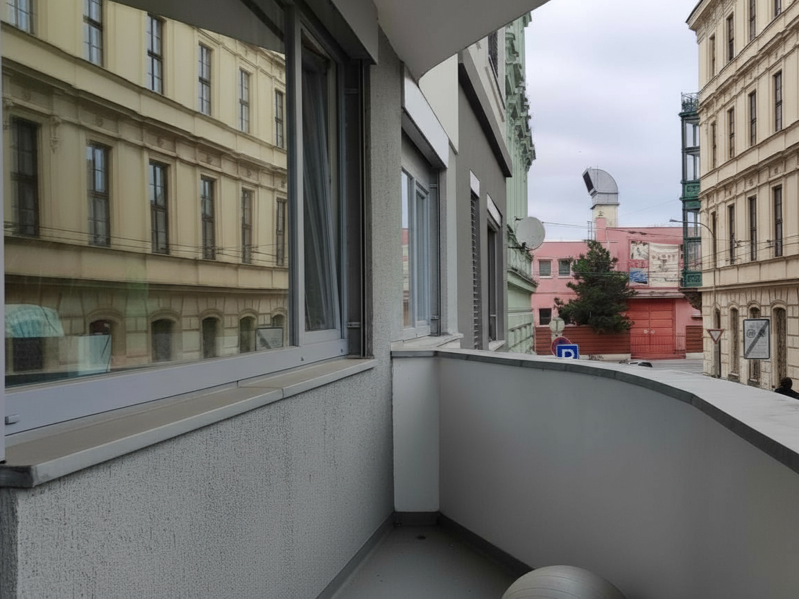 Nadstandardní zařízený byt 1+kk s balkonem v centru Brna - 5