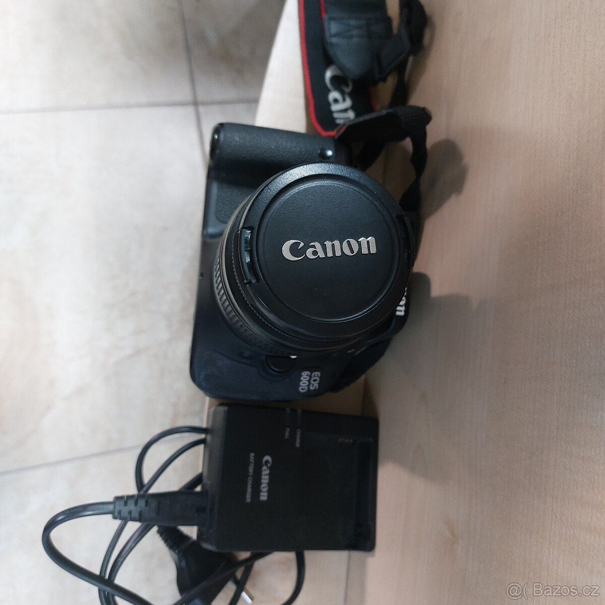 Digitální foťák Canon EOS 600D,objektiv Canon 18-55mm,nabíj. - 5