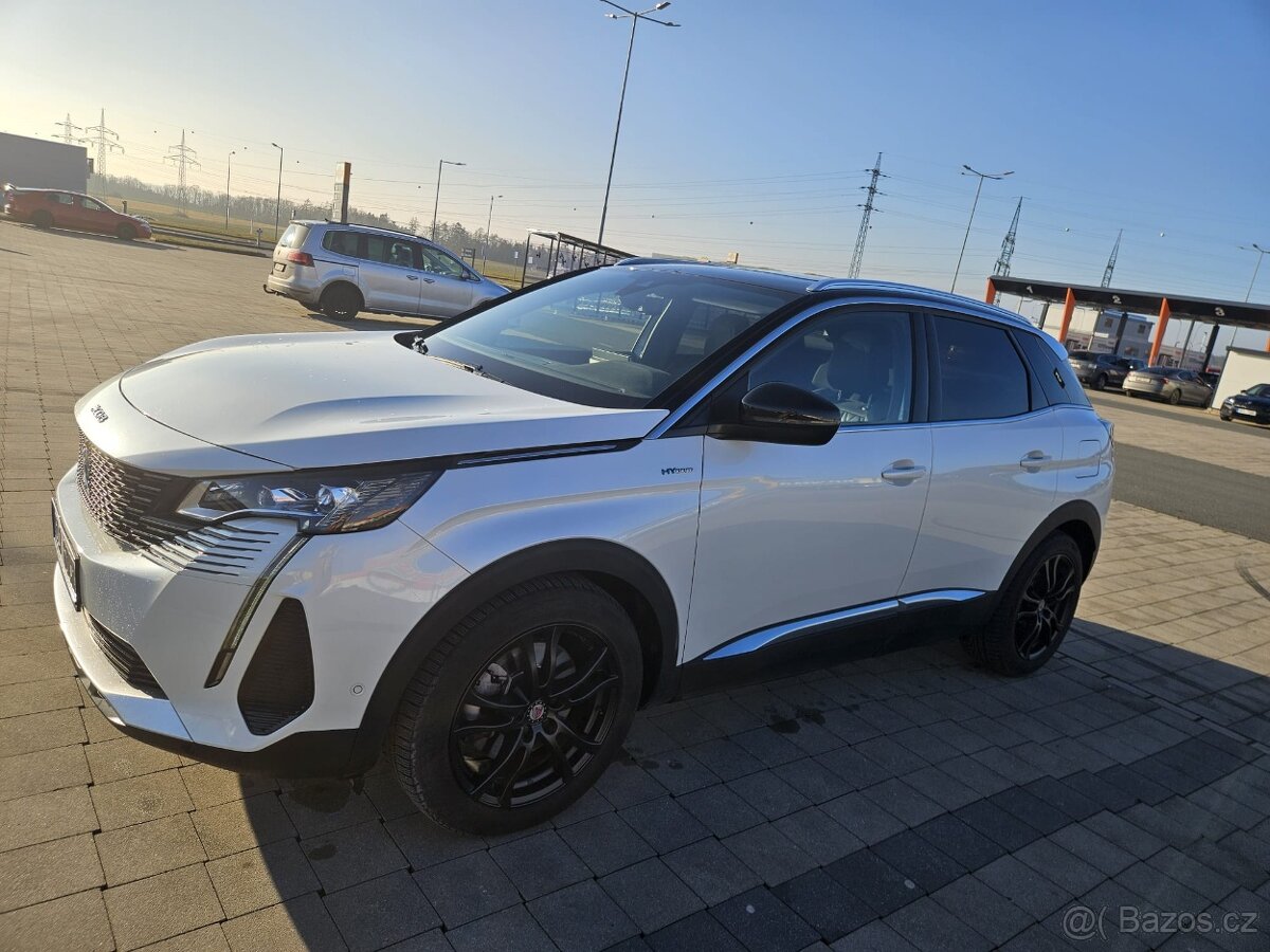 Peugeot3008 Plug-in Hybridní - 5