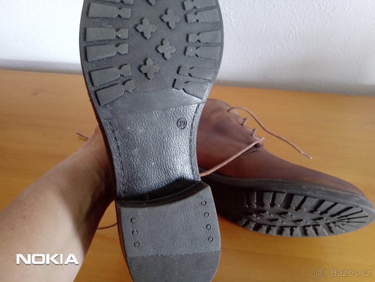 Dámské kožené kotníkové boty - 5