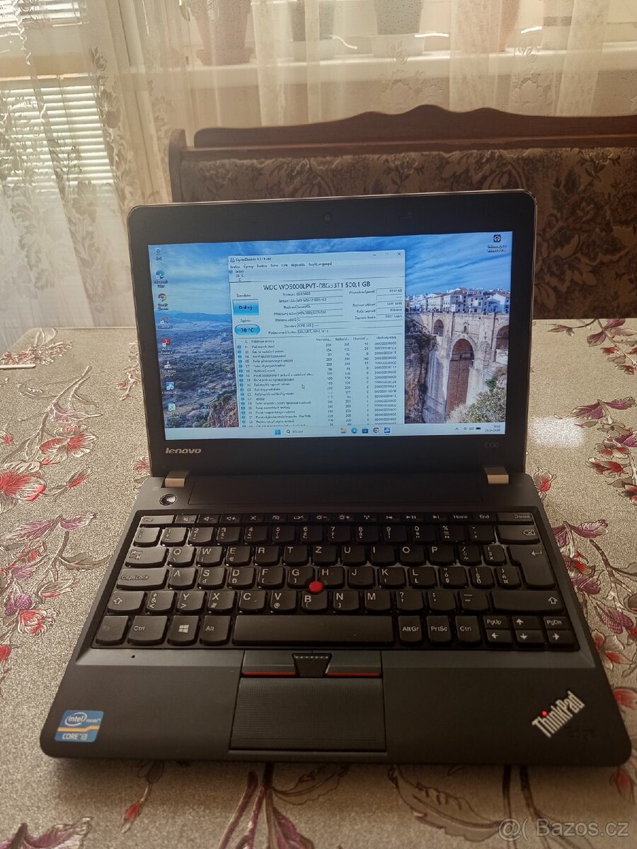 Lenovo ThinkPad edge e130. - 5