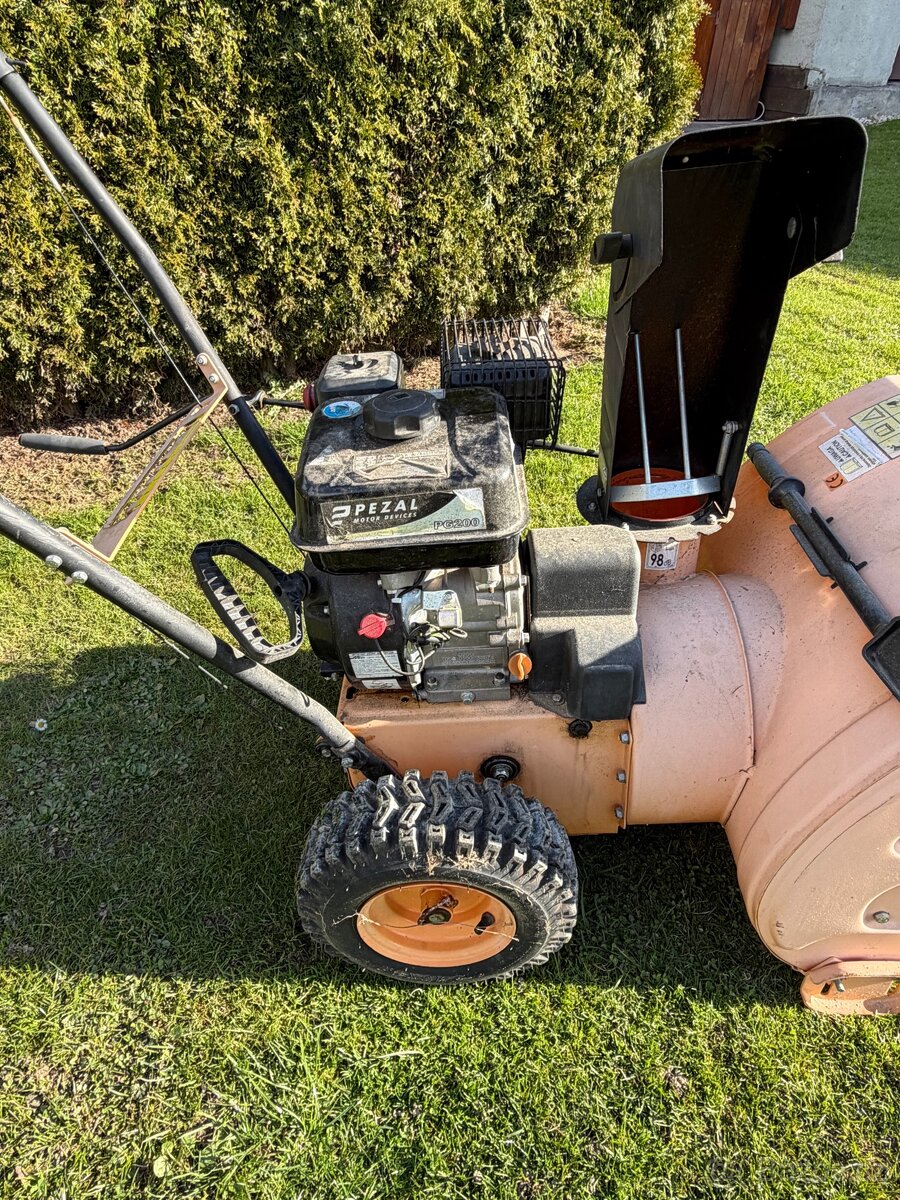 Sněhová fréza Pezal 200 - 5