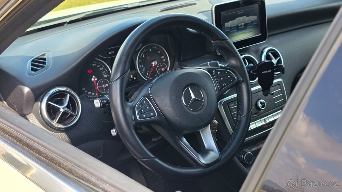 Mercedes-Benz A 180 d - 5
