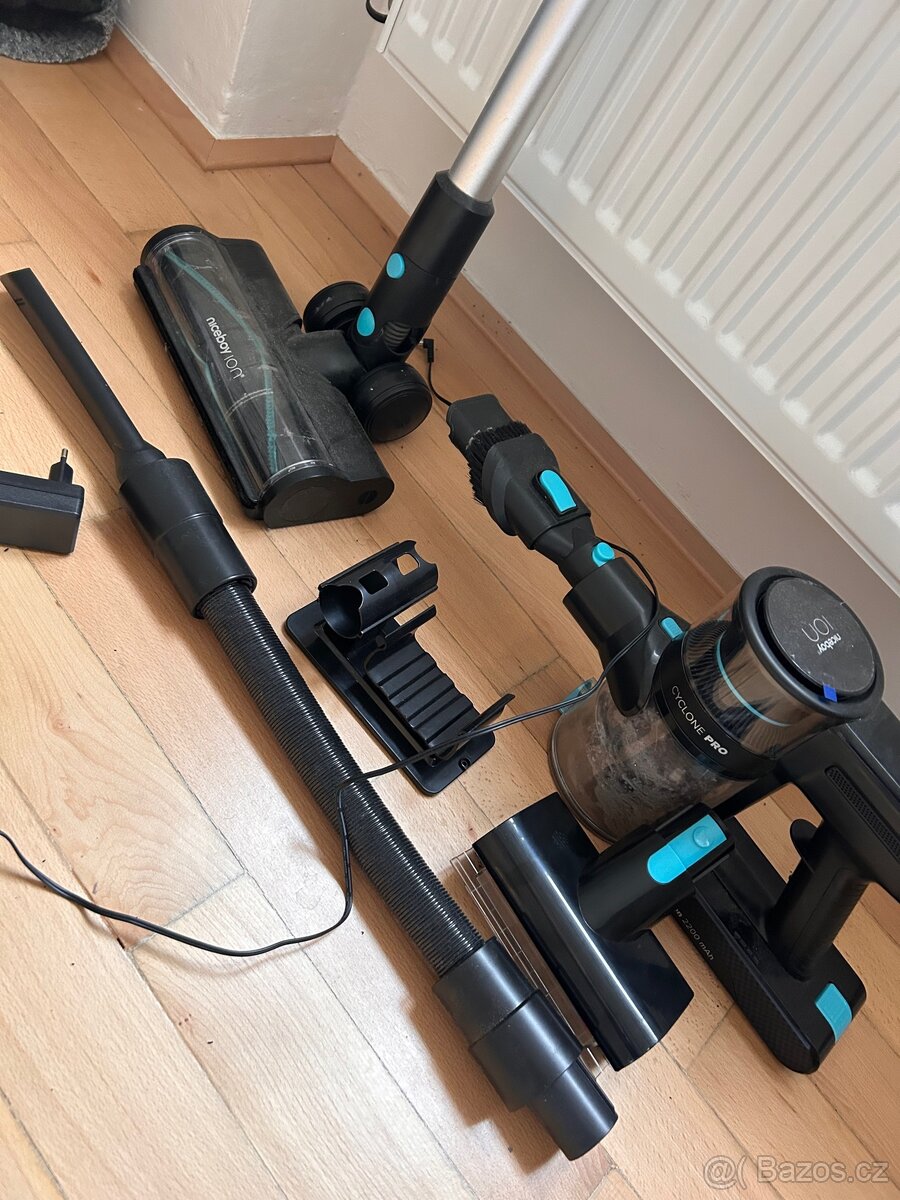 Ruční vysavač Niceboy - 5