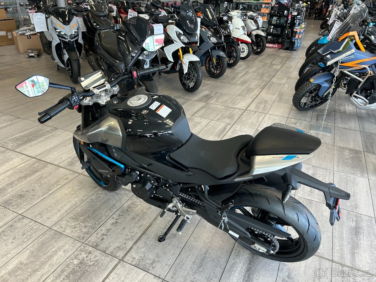 CF Moto NK 450 2025 - 5