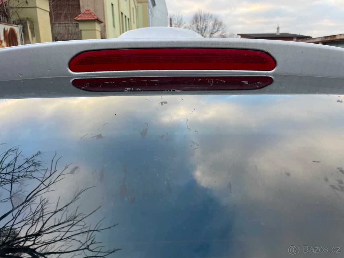 5 Vrata (Kufr) Passat b 6 - 5