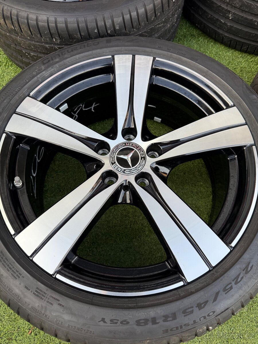 Originál alu kola Mercedes 5x112 R18 C-Class DVOUROZMĚR W206 - 5