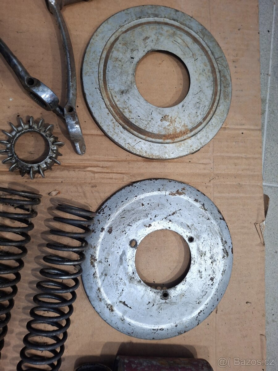 Jawa CZ 175, 250 kyvacka - nahradni dily - 5