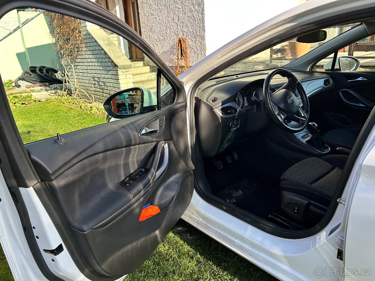 Opel Astra 1.6 CDTi - 5