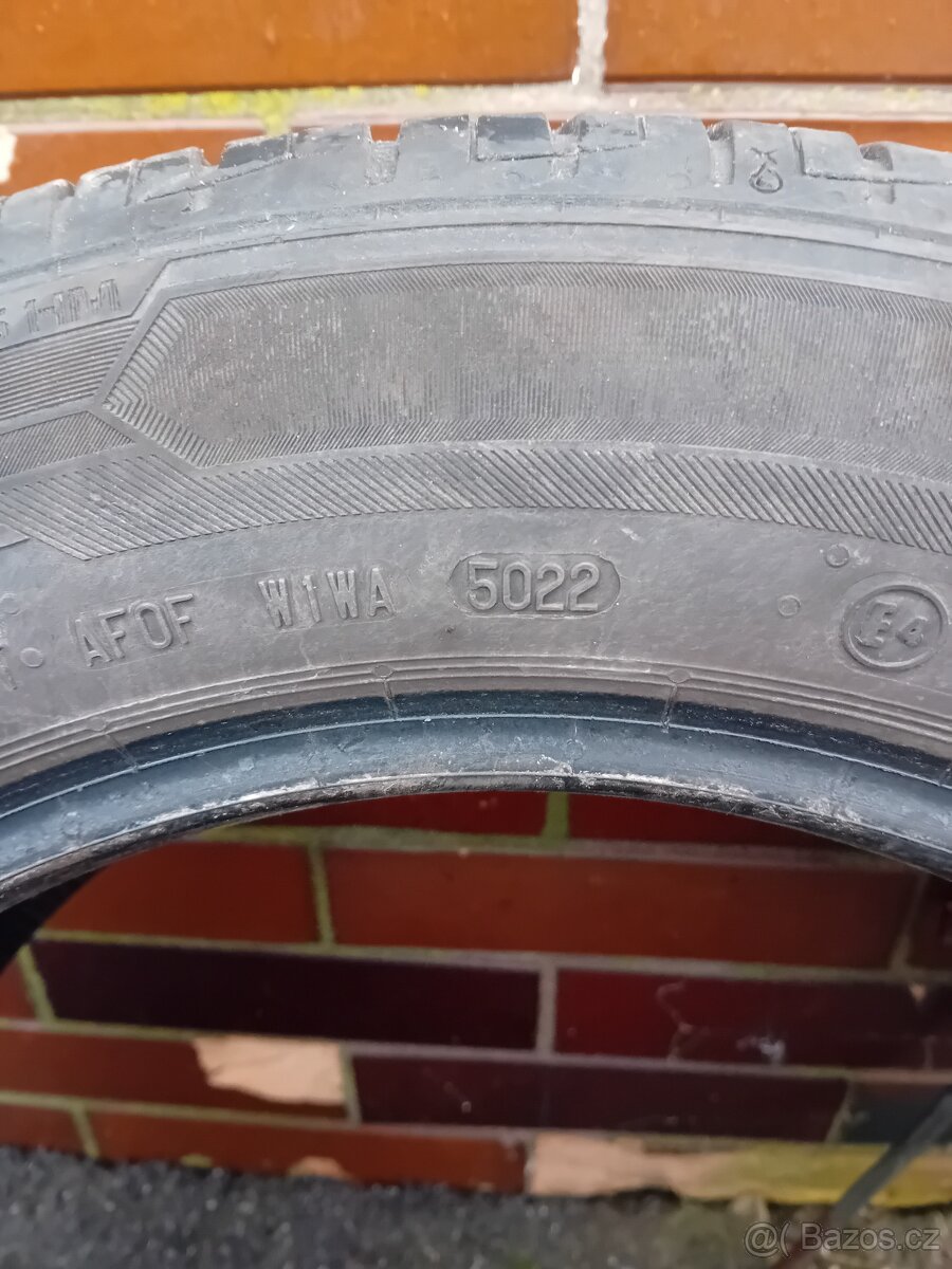 Barum 205/55 r16 letní - 5