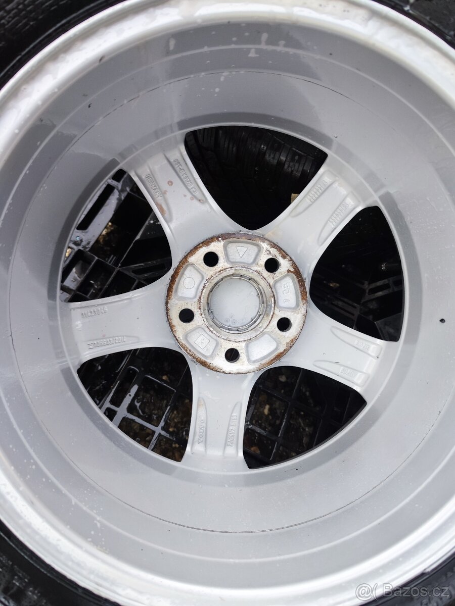 Alu sada = 5x108 =VOLVO= s pneu= 215/55 R16 - 5