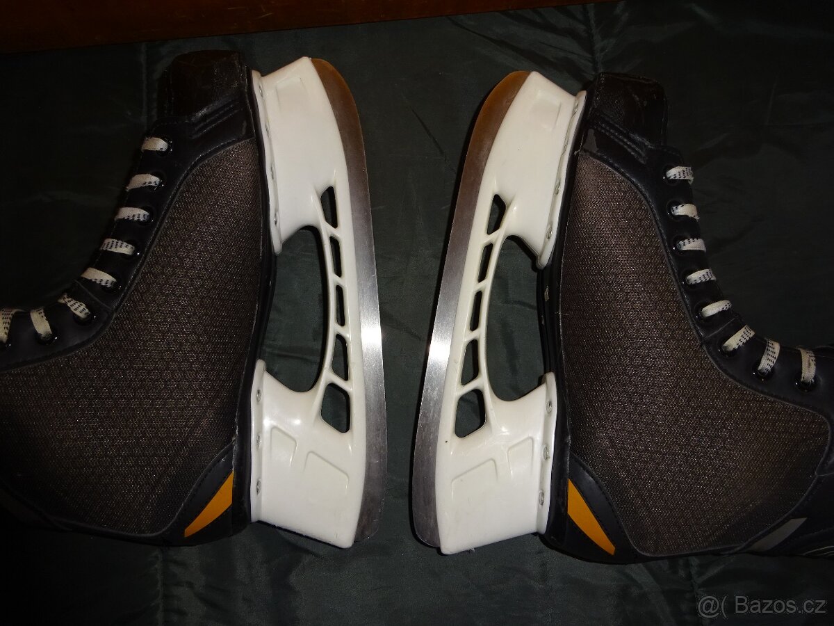 brusle BAUER SUPREME ONE.4 vel.44,5 - 5