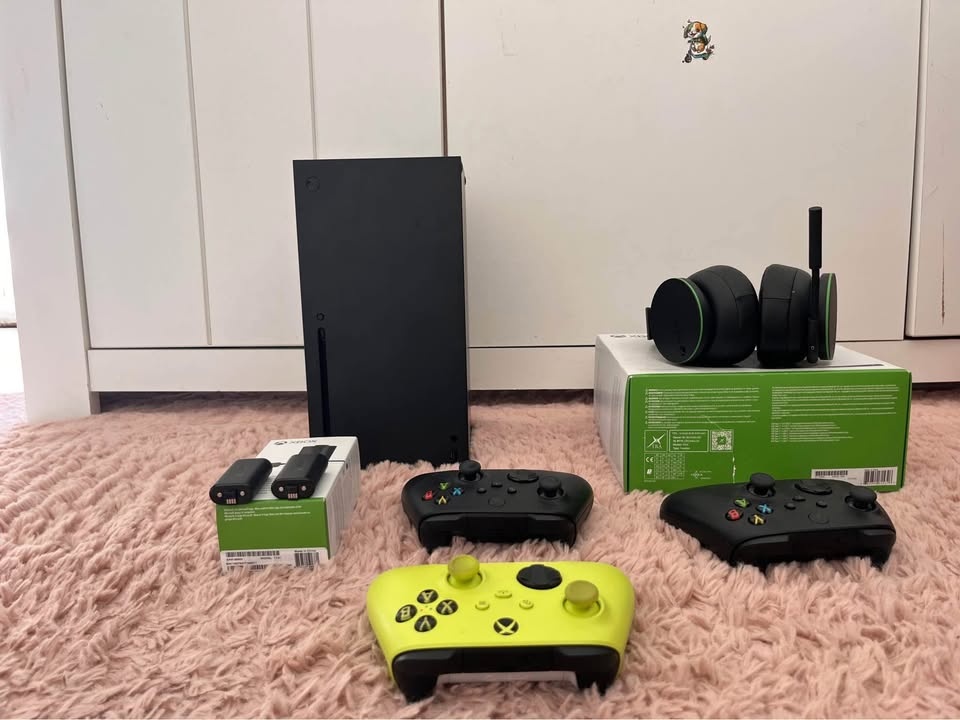 Xbox Series X Black - 5