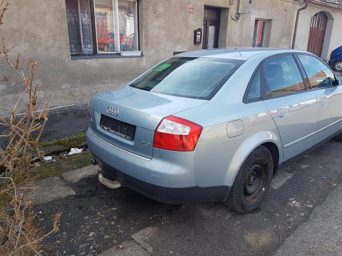 Audi A4 B6 2.0 96 kW benzín alt rok 2001 - 5