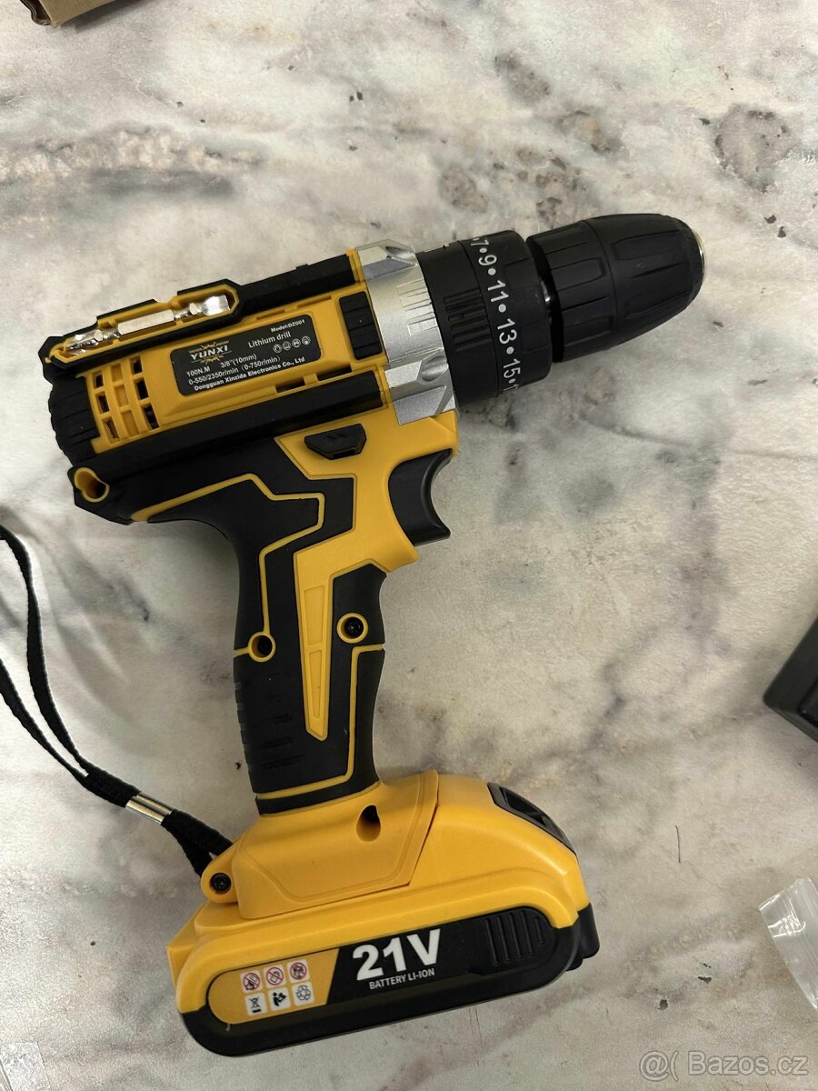 (546) Aku vrtačka / šroubovák YUNXI 2 - 5