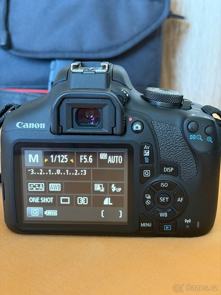 Canon 2000d+18-55mm+příslušenství - 5