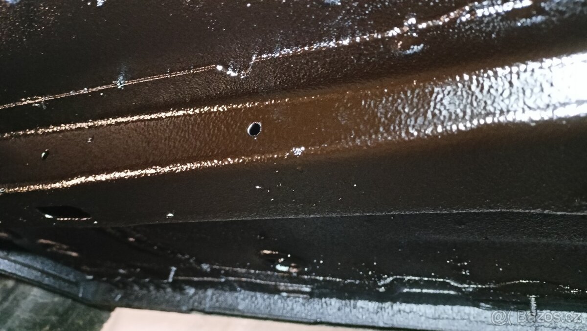 WV Caddy Nástřik podvozku včetně dutin - 5