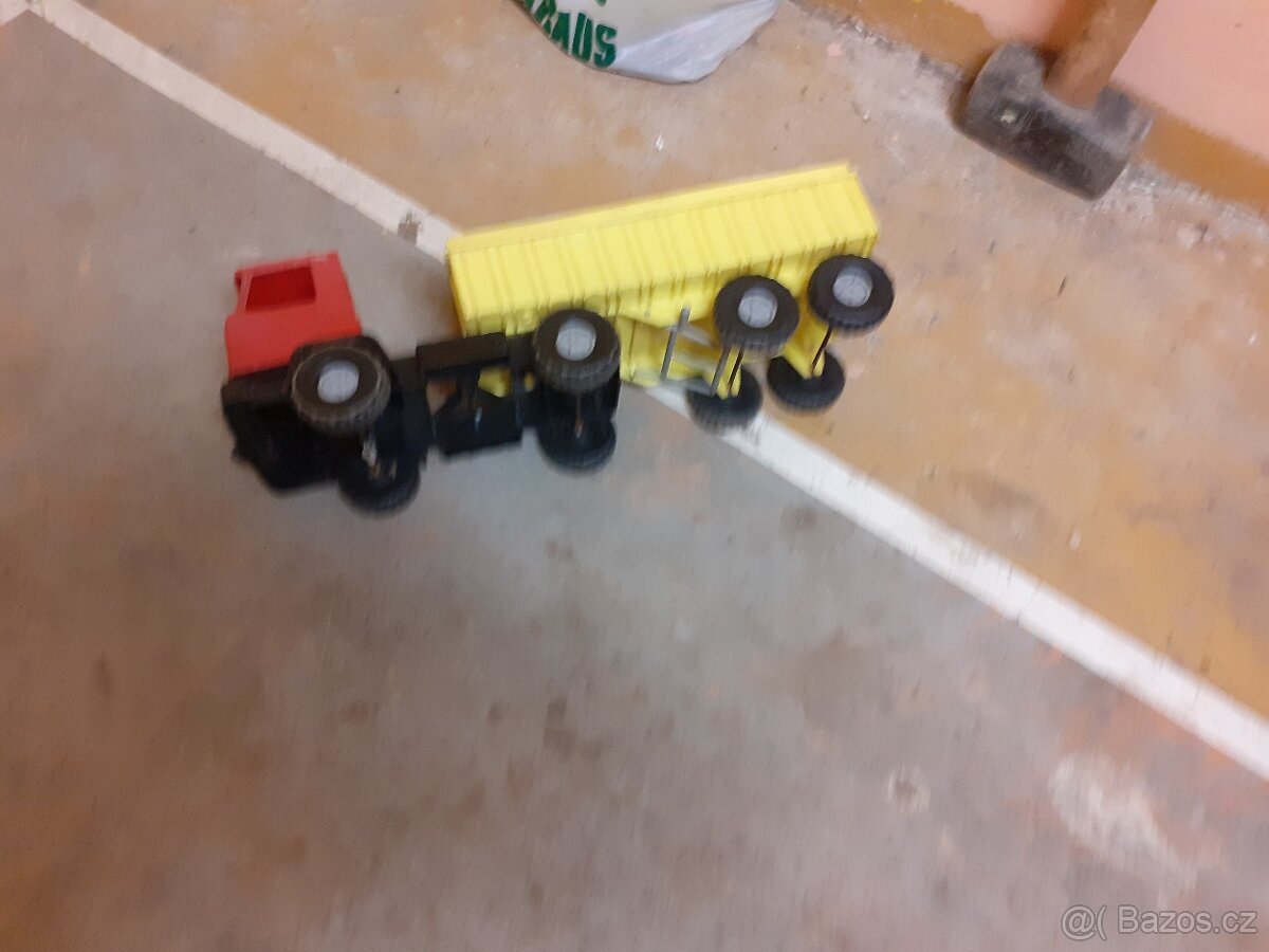 velmi stará tatrovka - 5